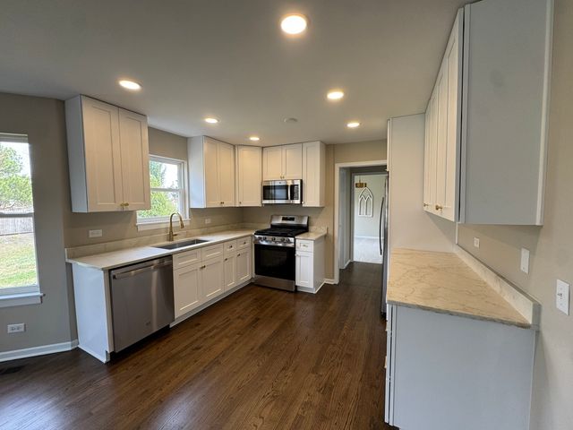 24850 Michele Drive, Plainfield, IL 60544