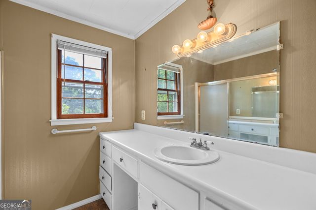 124 Melrose Drive, Lagrange, GA 30241