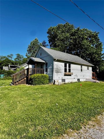 533 W Harris Avenue, Greenville, IL 62246