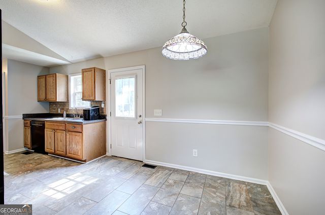 49 Indian Hills Drive, Rydal, GA 30171