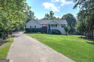 49 Indian Hills Drive, Rydal, GA 30171