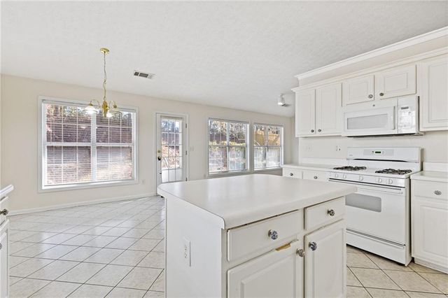 1102 Noble Oak Court, Lawrenceville, GA 30046