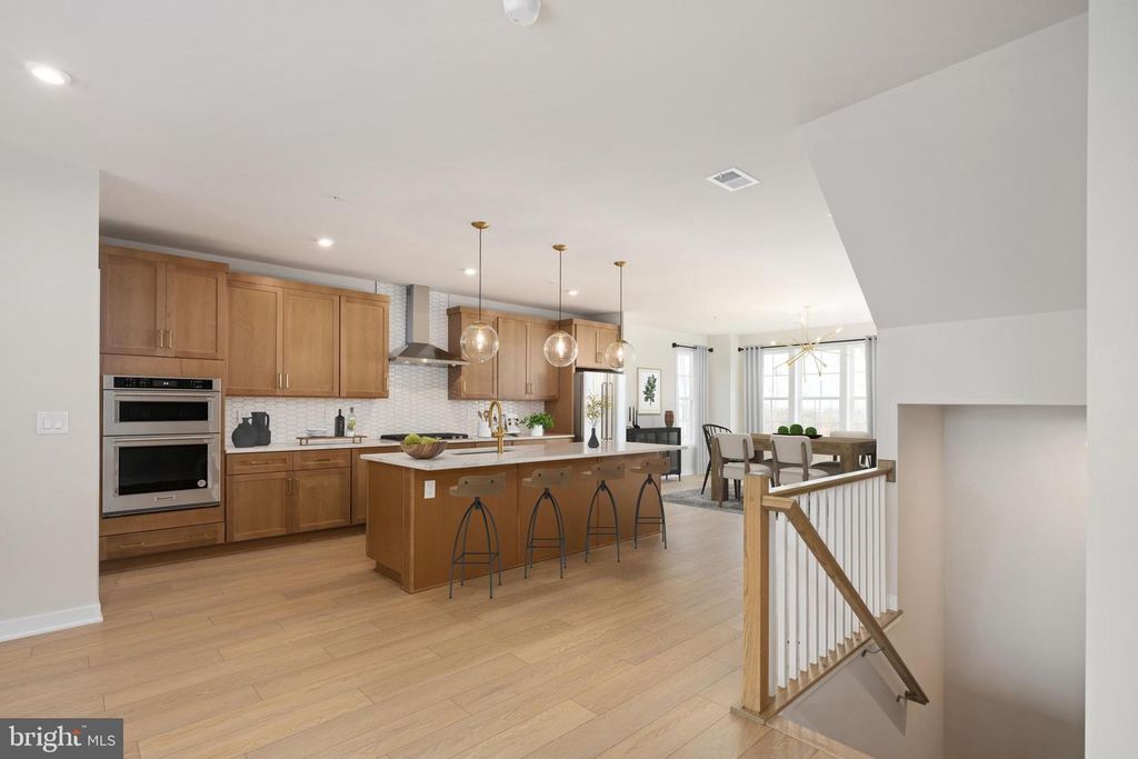 22122 LITTLE MOUNTAIN TER, Ashburn, VA 20148