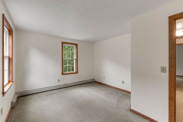 4 Carver Dr, Sandwich, MA 02563