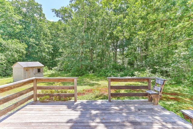 4 Carver Dr, Sandwich, MA 02563