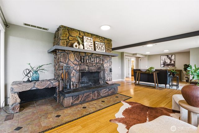 34216 136th Avenue SE, Auburn, WA 98092