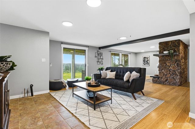 34216 136th Avenue SE, Auburn, WA 98092