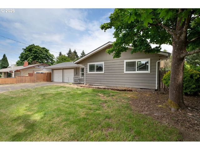 2301 COMPTON St, Eugene, OR 97404