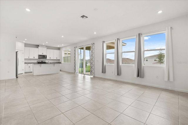 1051 LAKESHORE BREEZE PLACE, Kissimmee, FL 34747