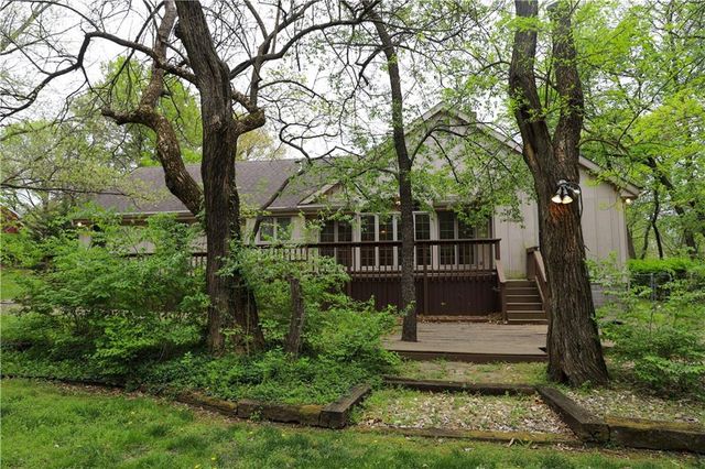 1203 E Quincy Street, Pittsburg, KS 66762