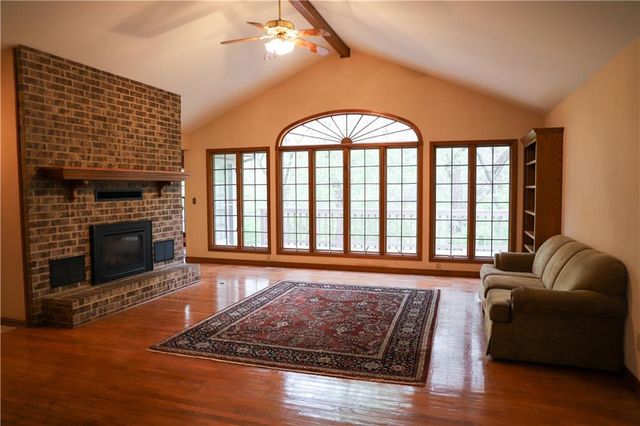 1203 E Quincy Street, Pittsburg, KS 66762