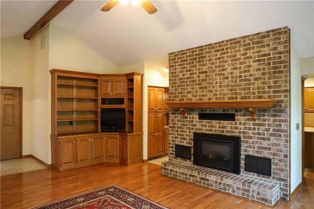 1203 E Quincy Street, Pittsburg, KS 66762