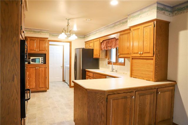 1203 E Quincy Street, Pittsburg, KS 66762