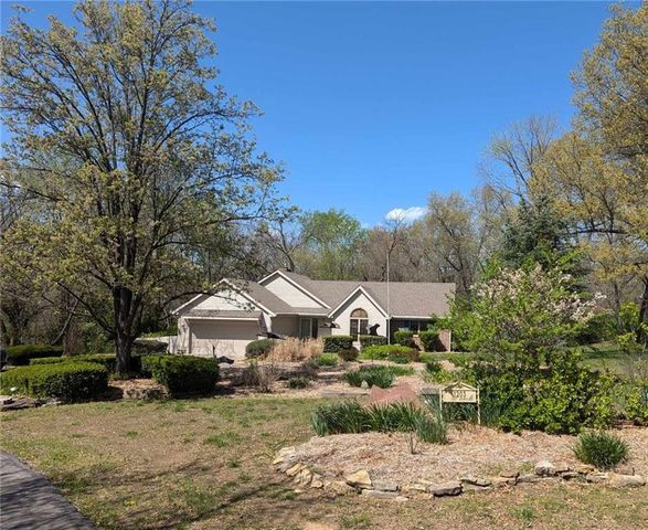 1203 E Quincy Street, Pittsburg, KS 66762