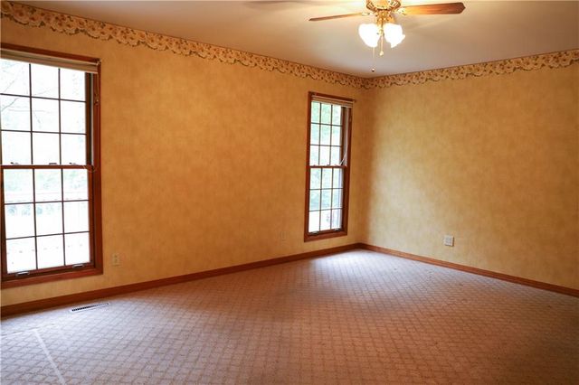 1203 E Quincy Street, Pittsburg, KS 66762