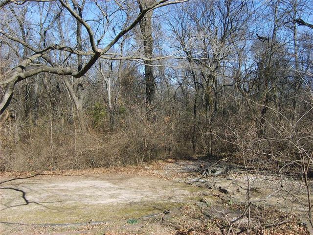 1203 E Quincy Street, Pittsburg, KS 66762