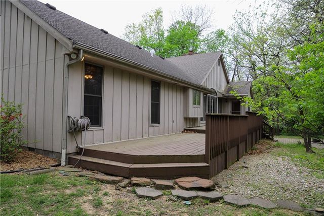 1203 E Quincy Street, Pittsburg, KS 66762