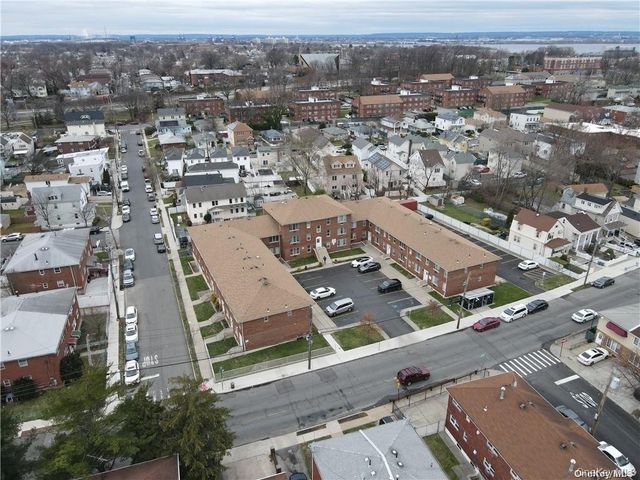 646-662 Port Richmond Avenue, Staten Island, NY 10302