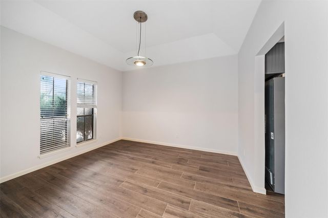 6215 Ash Oak Drive, Houston, TX 77091