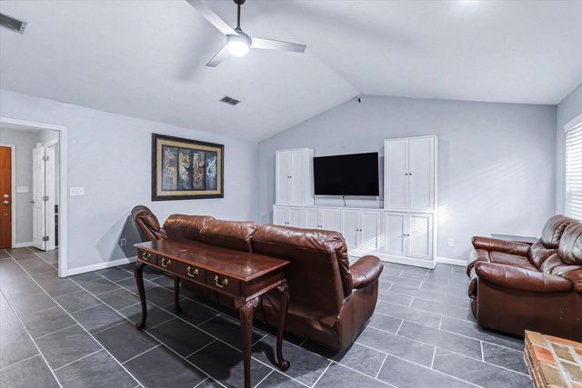 1851 Winery Way, Tallahassee, FL 32317