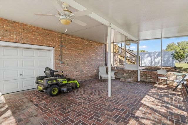 1851 Winery Way, Tallahassee, FL 32317