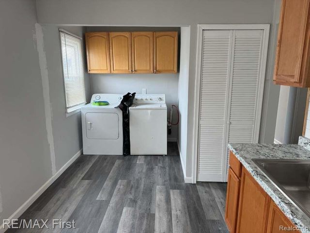 11243 Fisher Avenue, Warren, MI 48089