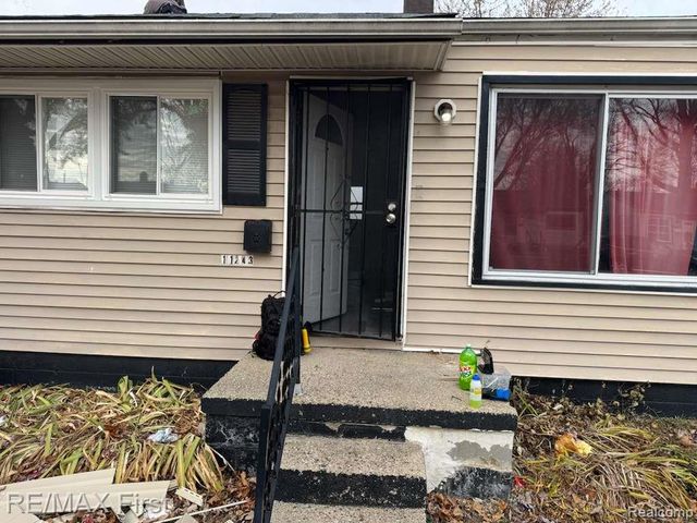 11243 Fisher Avenue, Warren, MI 48089