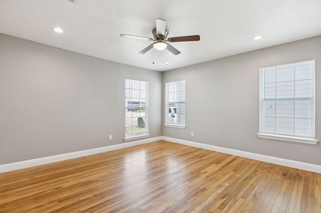 3222 inwood Road, Dallas, TX 75235