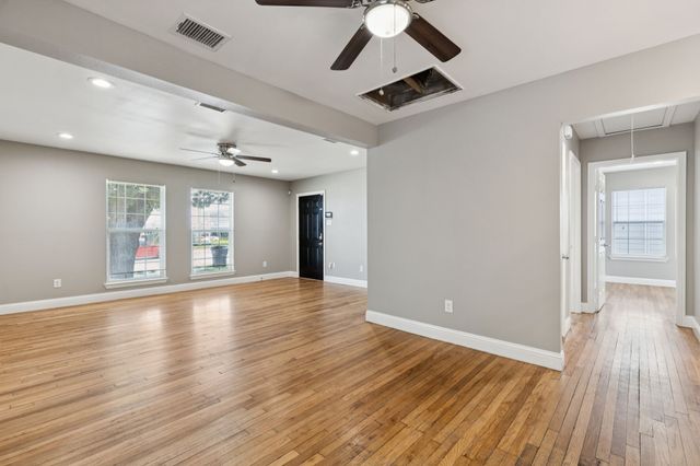 3222 inwood Road, Dallas, TX 75235