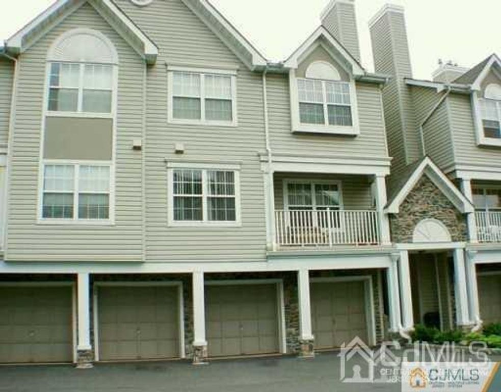 79 Prestwick Way, Edison, NJ 08820