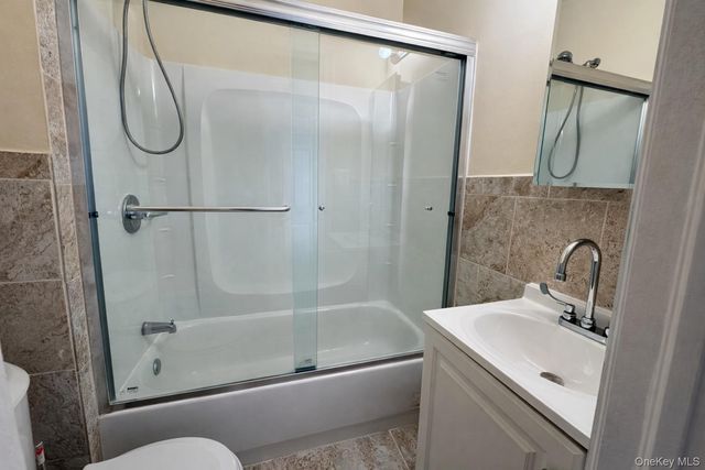 84-56 164th Street 2nd Fl, Jamaica, NY 11432