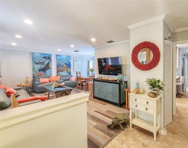 24 CLARIDGE COURT S, Palm Coast, FL 32137