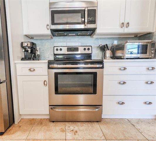 24 CLARIDGE COURT S, Palm Coast, FL 32137