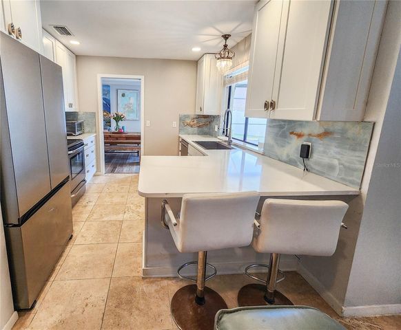 24 CLARIDGE COURT S, Palm Coast, FL 32137