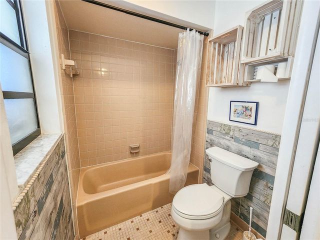 24 CLARIDGE COURT S, Palm Coast, FL 32137