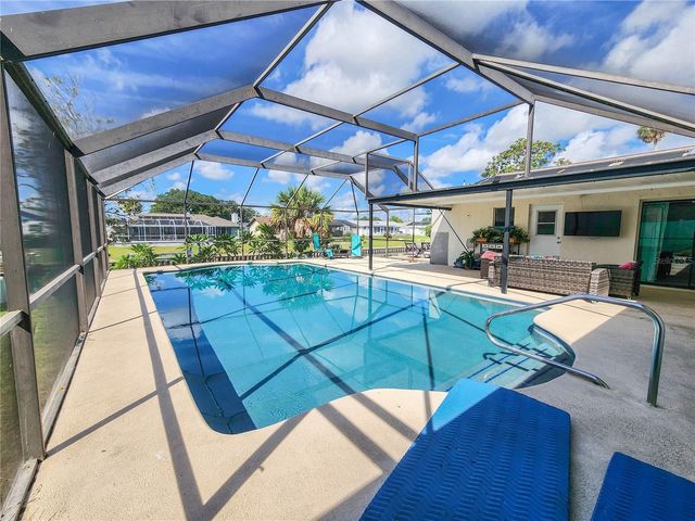 24 CLARIDGE COURT S, Palm Coast, FL 32137
