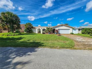 24 CLARIDGE COURT S, Palm Coast, FL 32137