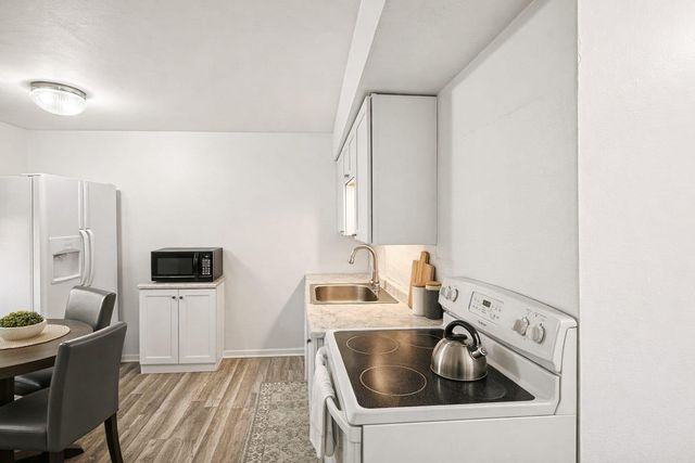 3118 Newton Avenue N, Minneapolis, MN 55411