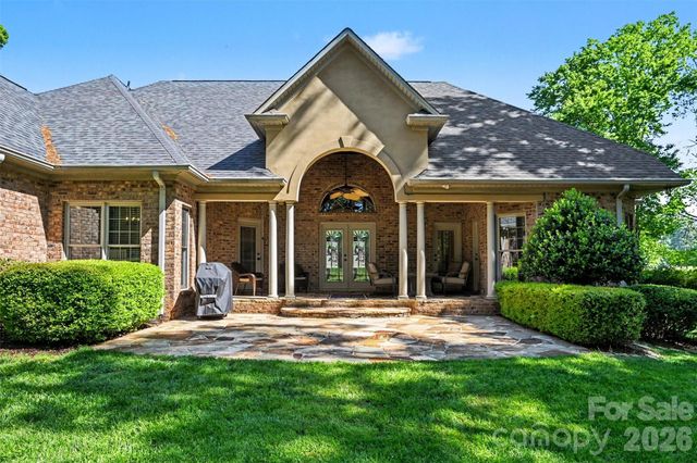 7806 Turnberry Lane, Stanley, NC 28164