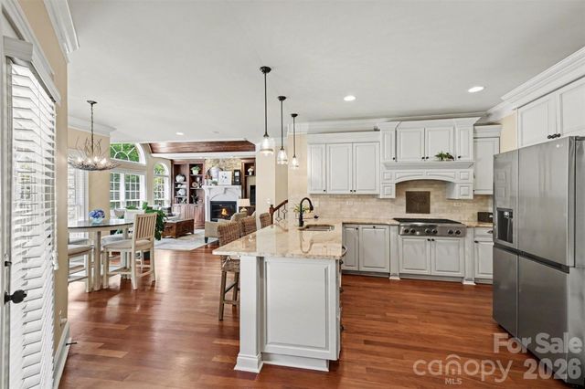 7806 Turnberry Lane, Stanley, NC 28164