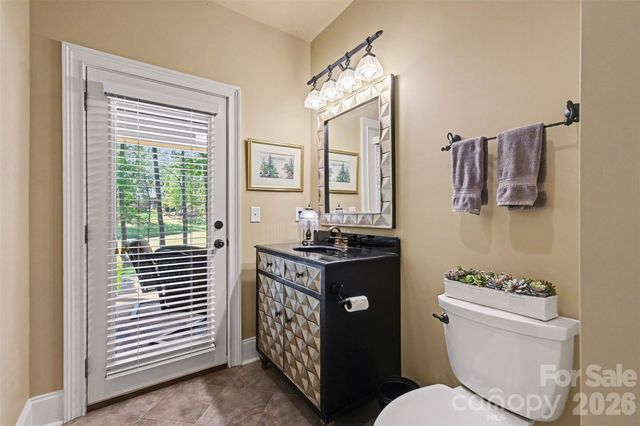 7806 Turnberry Lane, Stanley, NC 28164