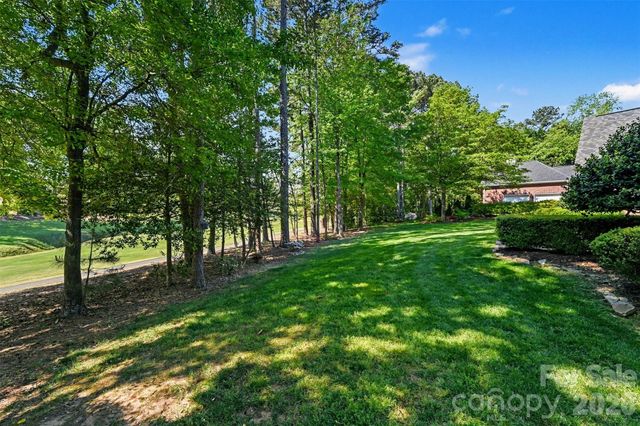 7806 Turnberry Lane, Stanley, NC 28164