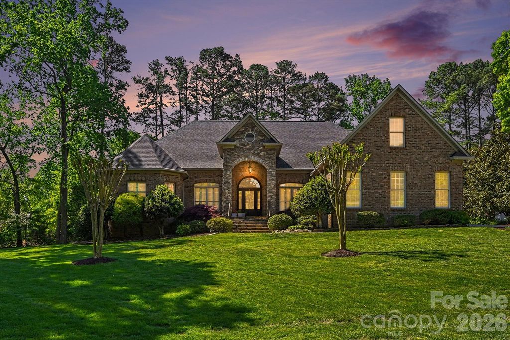 7806 Turnberry Lane, Stanley, NC 28164