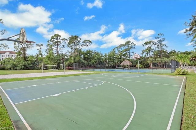 977 Briarwood BLVD, Naples, FL 34104