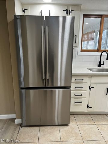 16244 Delmont Avenue, Strongsville, OH 44136