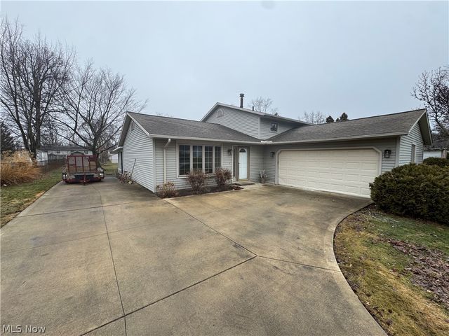 16244 Delmont Avenue, Strongsville, OH 44136