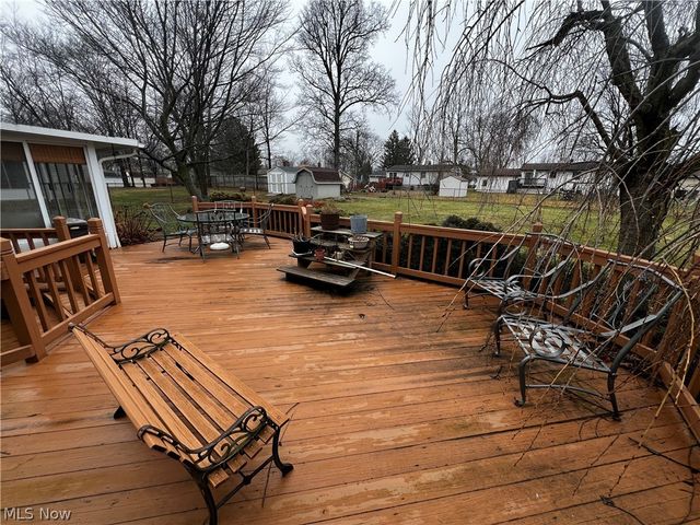 16244 Delmont Avenue, Strongsville, OH 44136