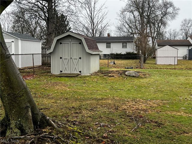 16244 Delmont Avenue, Strongsville, OH 44136