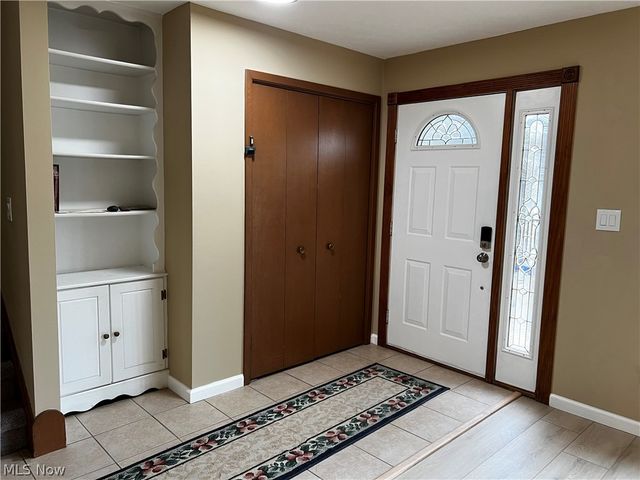 16244 Delmont Avenue, Strongsville, OH 44136