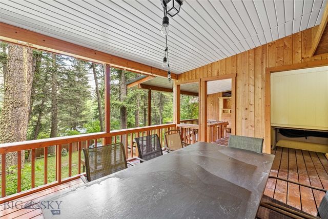 63921 Gallatin Road, Gallatin Gateway, MT 59730